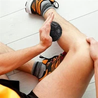 Agite a bola massageadora